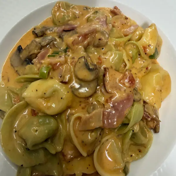 Tortellini Boscaiolia